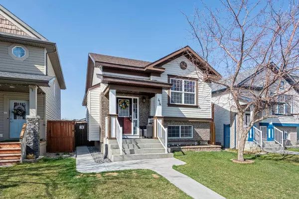 Calgary, AB T3K 5Z8,44 Covepark PL NE