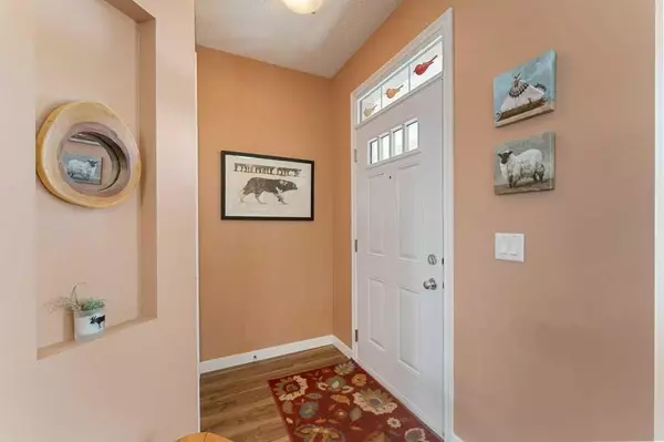 Calgary, AB T2Z 4E5,15040 Prestwick BLVD SE