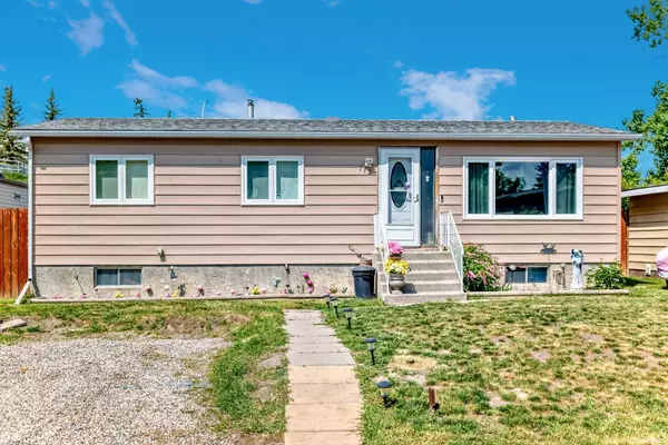 Airdrie, AB T4A1R8,172 Big Hill CIR SE