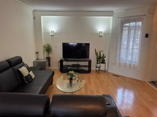 Markham, ON L3S 3Y7,107 KRUGER RD