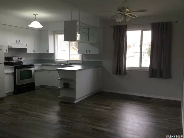 Prince Albert, SK S6V 1X6,437 28th STREET E