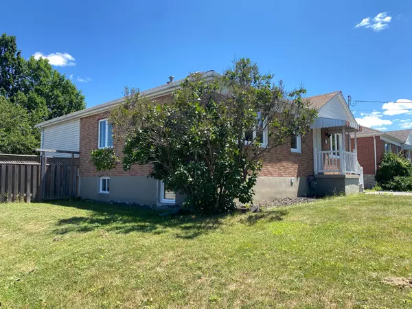 Toronto W04, ON M9N 3A3,63 Lockerbie AVE #Lower Floor