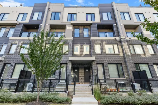 Mississauga, ON L5L 2M5,3476 Widdicombe WAY #9