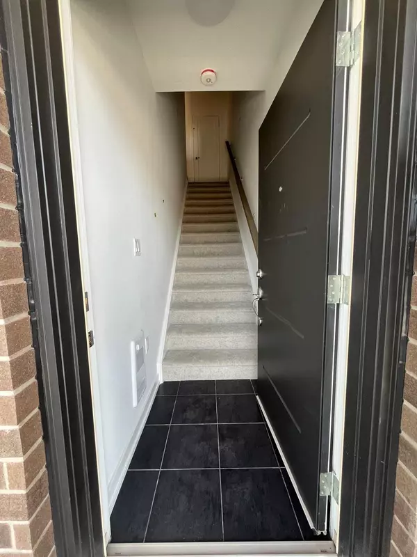 Centre Wellington, ON N1M 2W3,940 St. David ST N #27