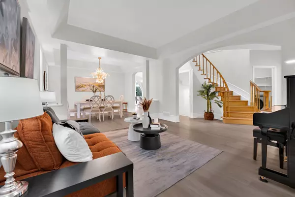 Kanata, ON K2K 3J8,8 Dunn ST