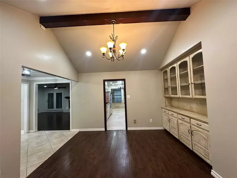 205 Westwood Drive, Southlake, TX 76092
