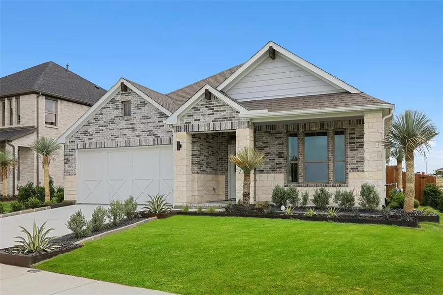 2504 Peoria Drive, Fort Worth, TX 76179
