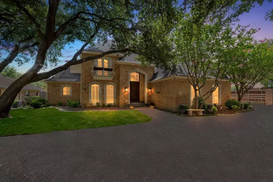 6 Heritage Court, Grand Prairie, TX 75050