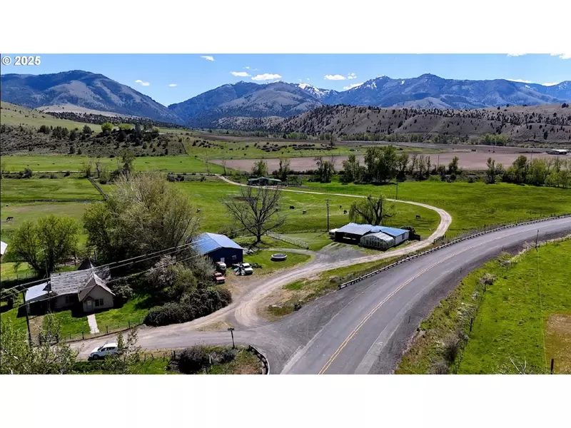 55550 MCKERN LN, Mount Vernon, OR 97865