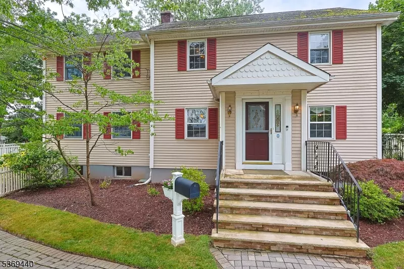 139 Gordon St, Ridgefield Park Village, NJ 07660