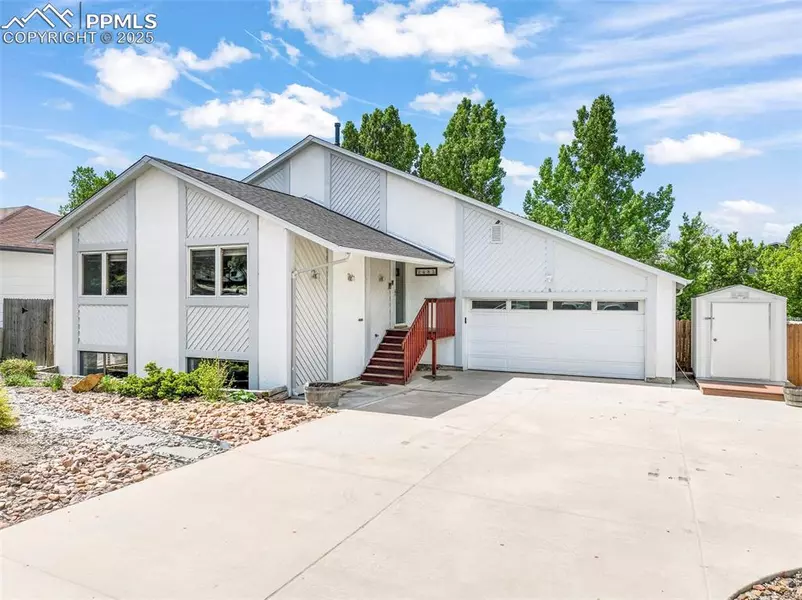 2485 Maroon Bells AVE, Colorado Springs, CO 80918