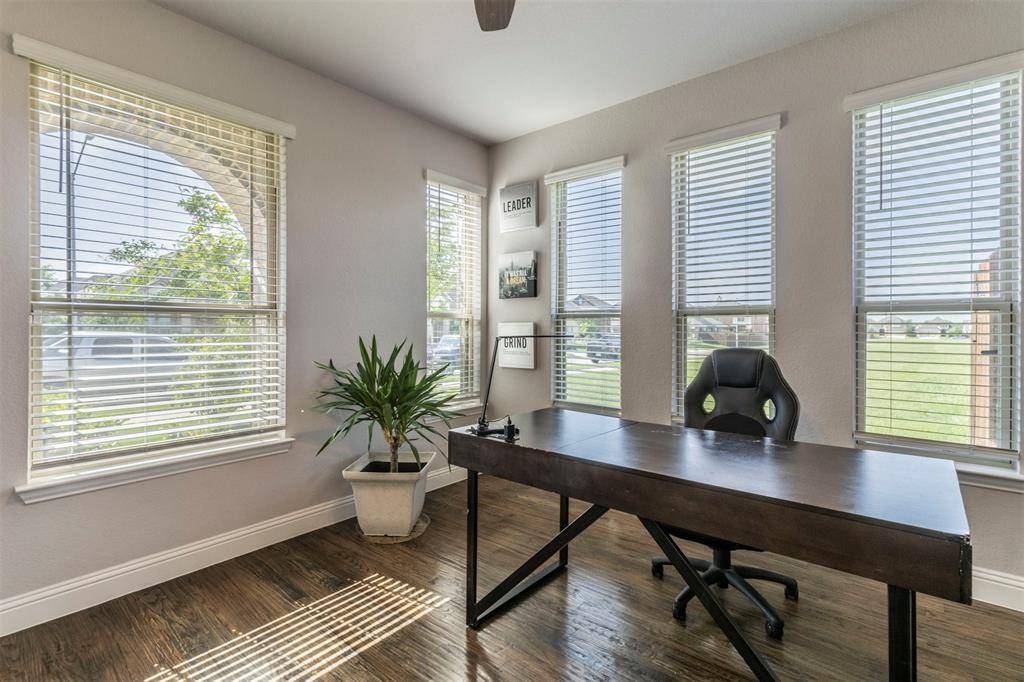 10212 Fox Manor Trail, Fort Worth, TX 76131