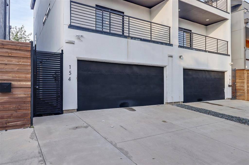 Dallas, TX 75246,154 S Cisco Street