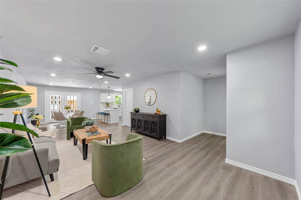 Dallas, TX 75233,2473 W Five Mile Parkway