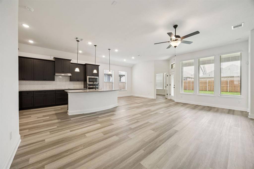 Crandall, TX 75114,3913 Summerfield Drive