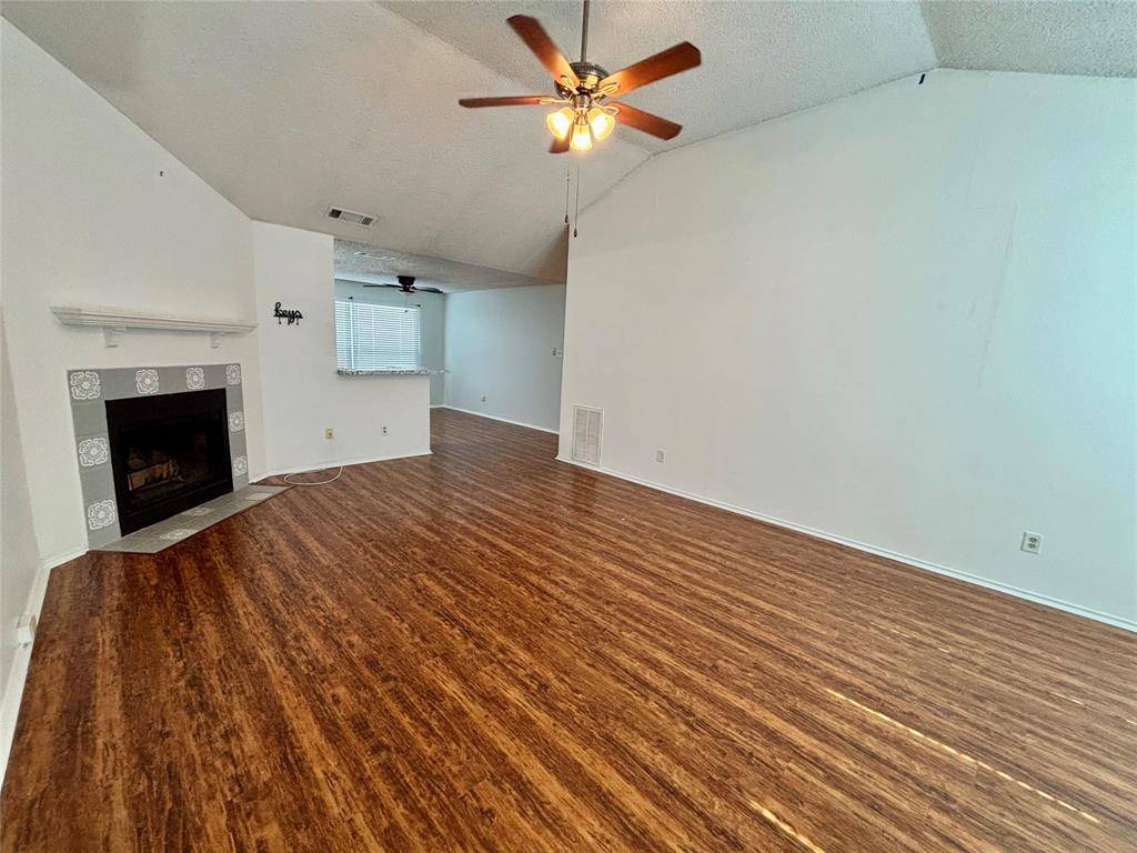 Euless, TX 76039,811 Midcreek Drive