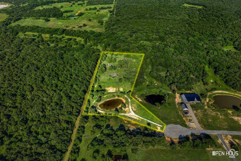 418 Pondview Lane, Montague, TX 76255