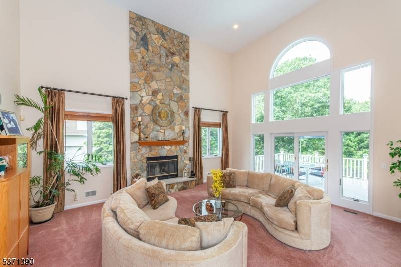Montville Twp., NJ 07082,24 Doremus Dr