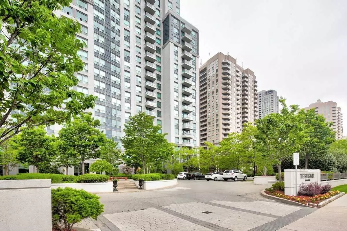 Toronto C14, ON M2N 6Z5,188 Doris AVE #807
