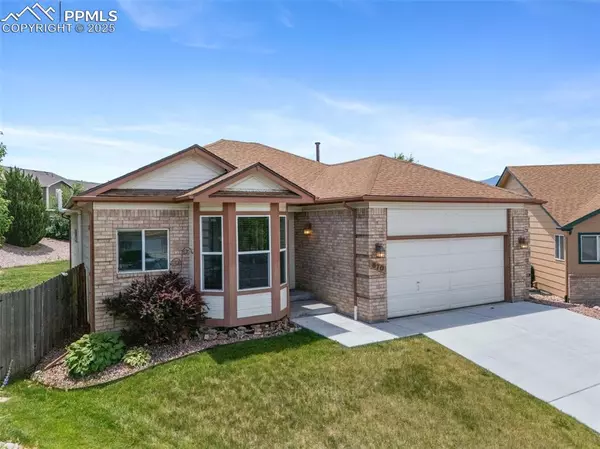 870 Calliope CT, Colorado Springs, CO 80916