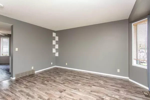 Red Deer, AB T4P 3M3,5 Kovac ST
