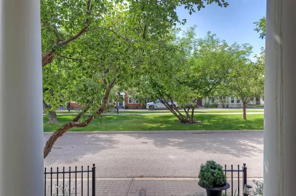 Calgary, AB T2T 6K6,54 Somme BLVD SW