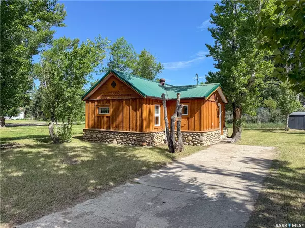 Eastend, SK S0N 1T0,541 Front STREET
