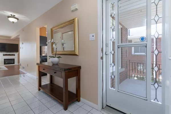 Hamilton, ON L8W 3S4,50 Ossington DR