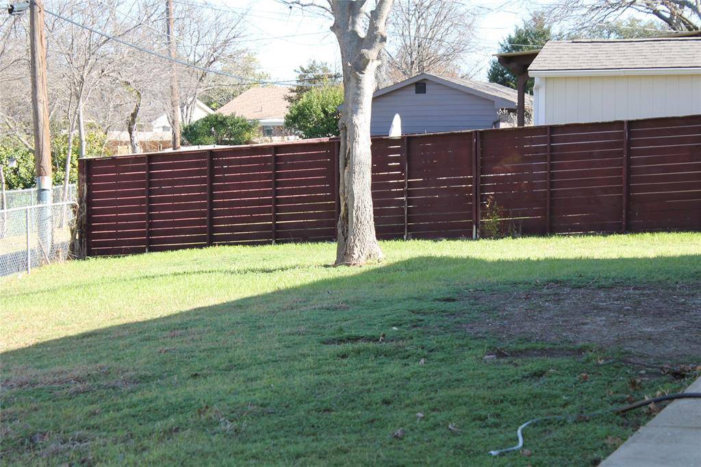Dallas, TX 75238,9016 Hackney Lane