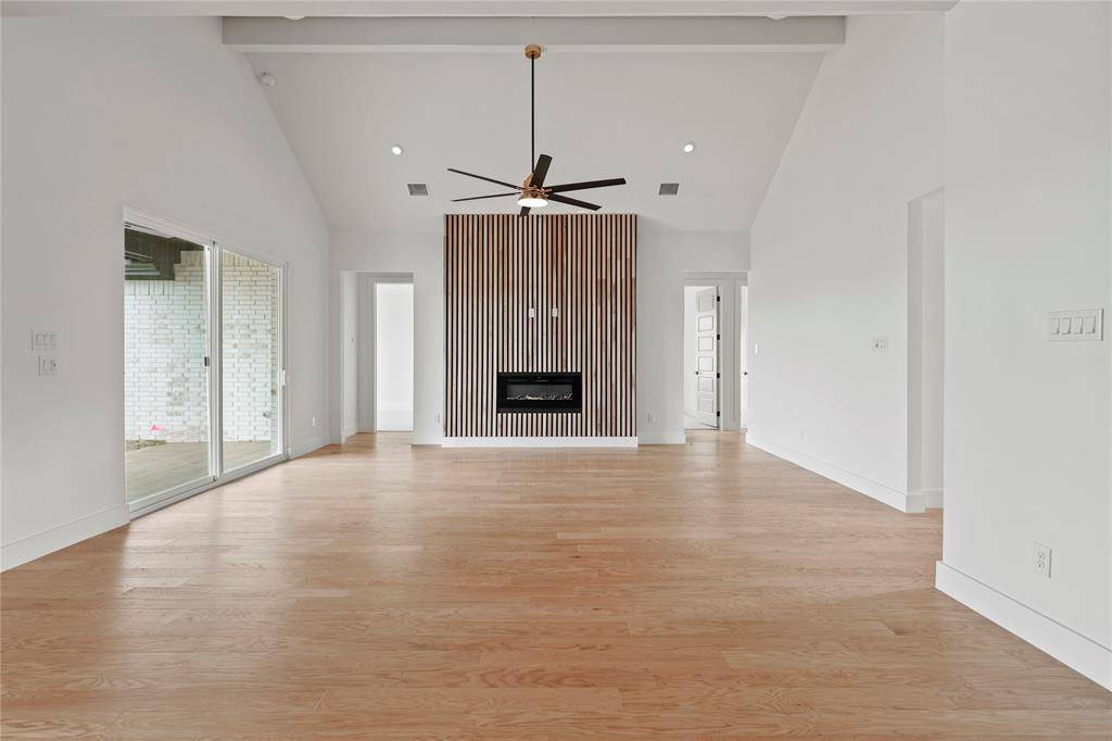 Whitney, TX 76692,22103 Greenbriar Drive
