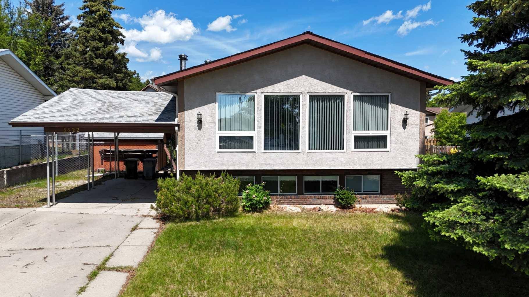 5522 13 AVE, Edson, AB T7E1H7