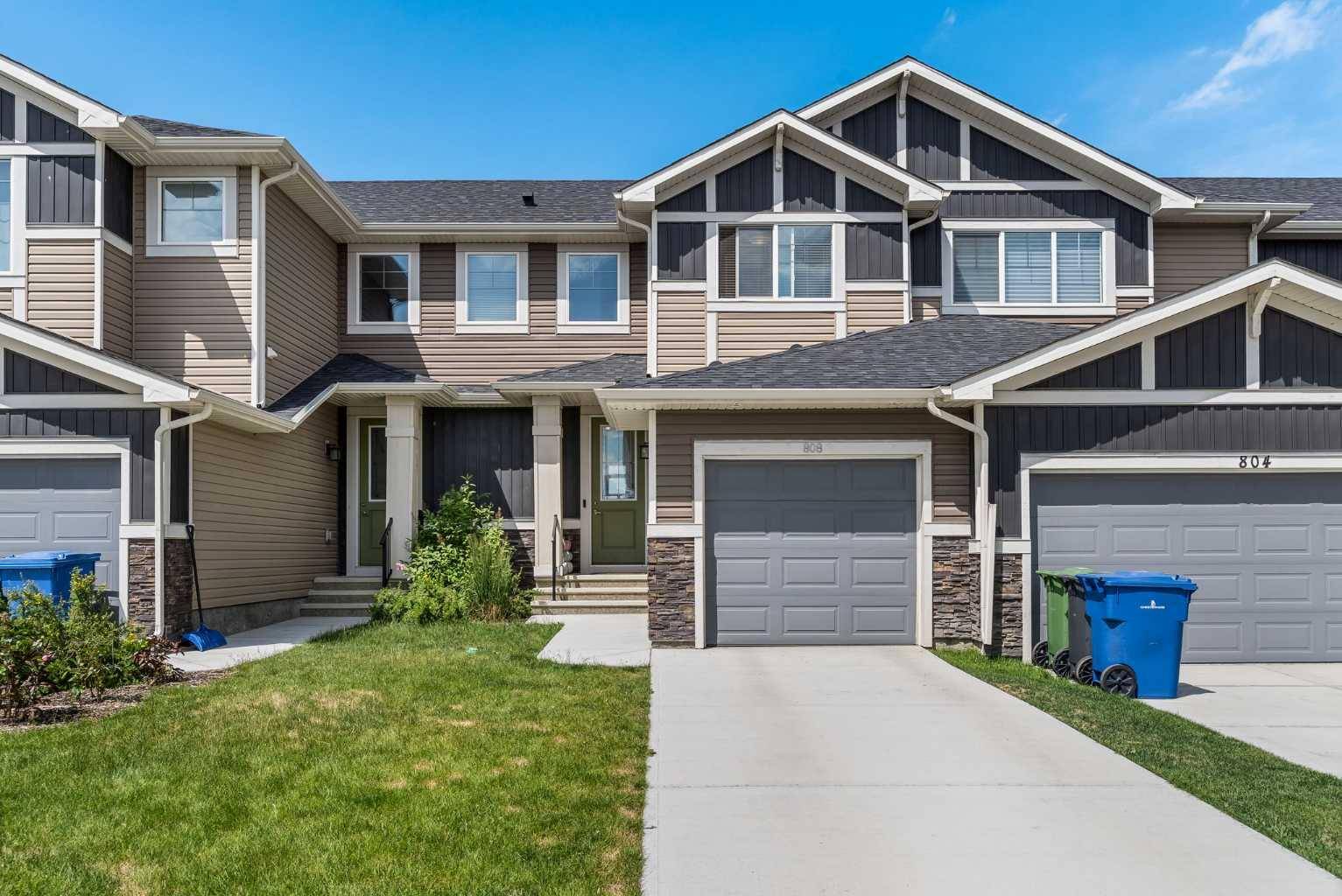 808 Marina DR, Chestermere, AB T1X1Y7