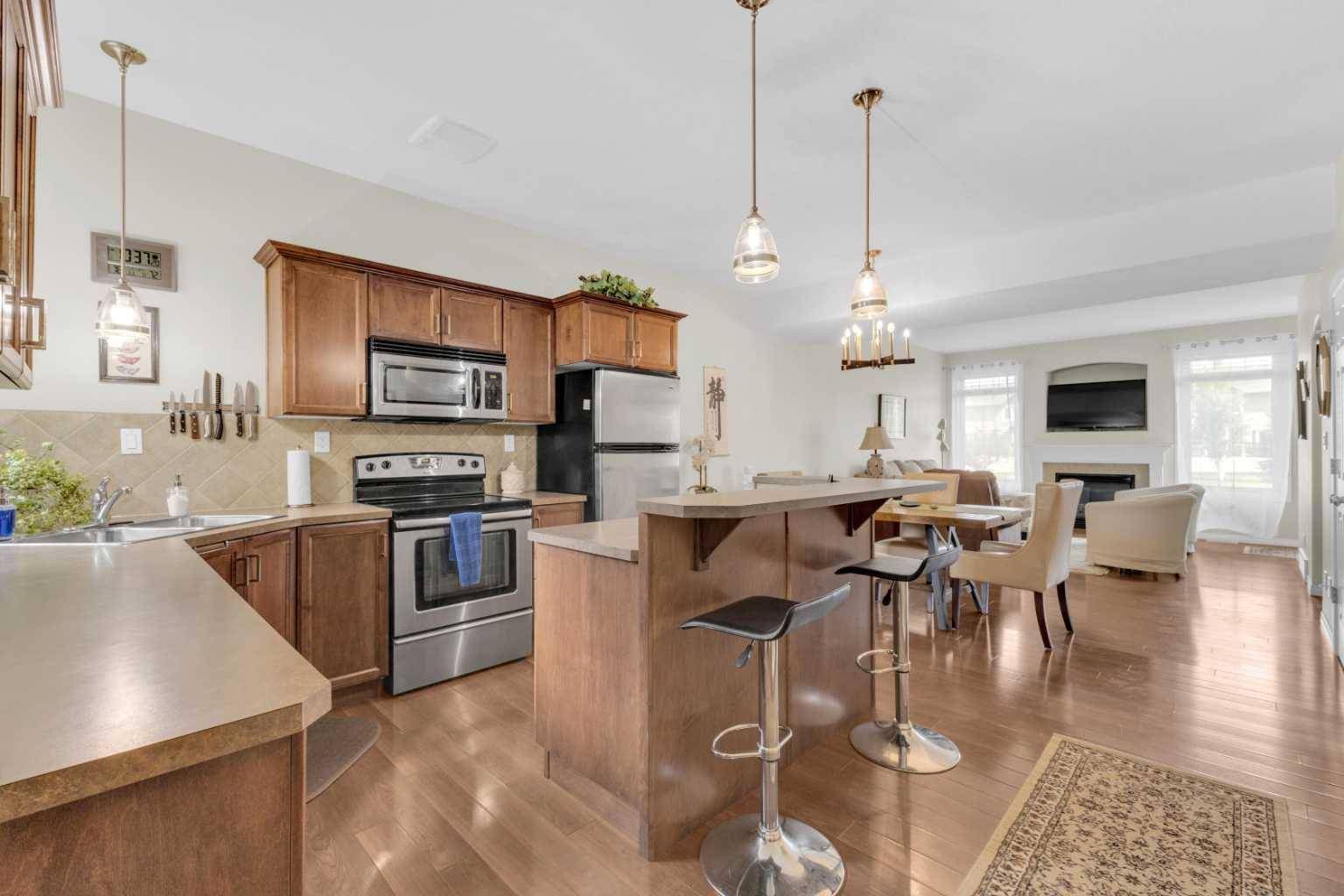 Red Deer, AB T4R 0L1,150 Vanier DR #407