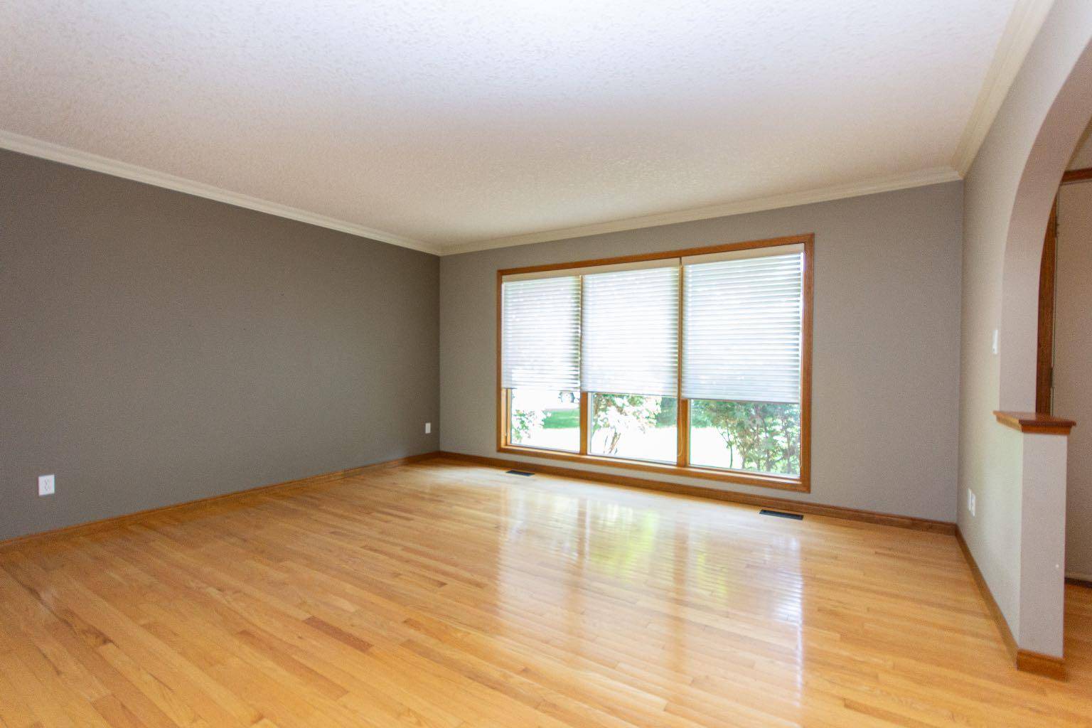 Red Deer, AB T4P 3K3,74 Ramsey AVE