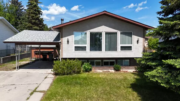 5522 13 AVE, Edson, AB T7E1H7