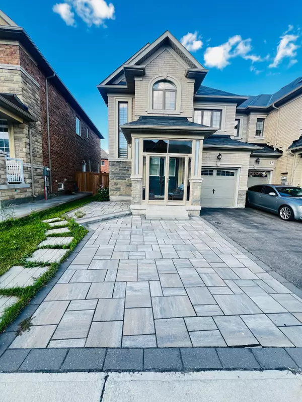 Brampton, ON L7A 4X6,13 Maynada RD