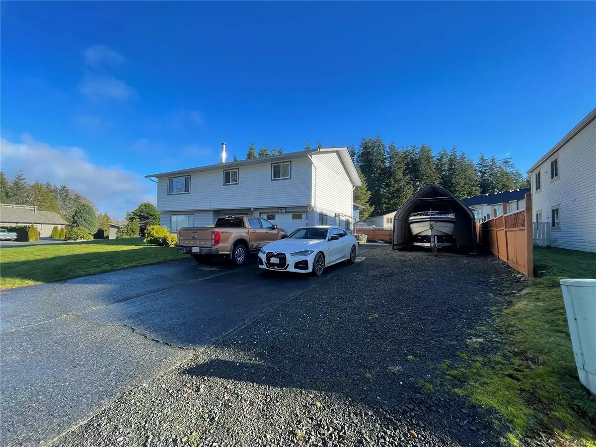 Port Hardy, BC V0N 2P0,7111 Highland Dr
