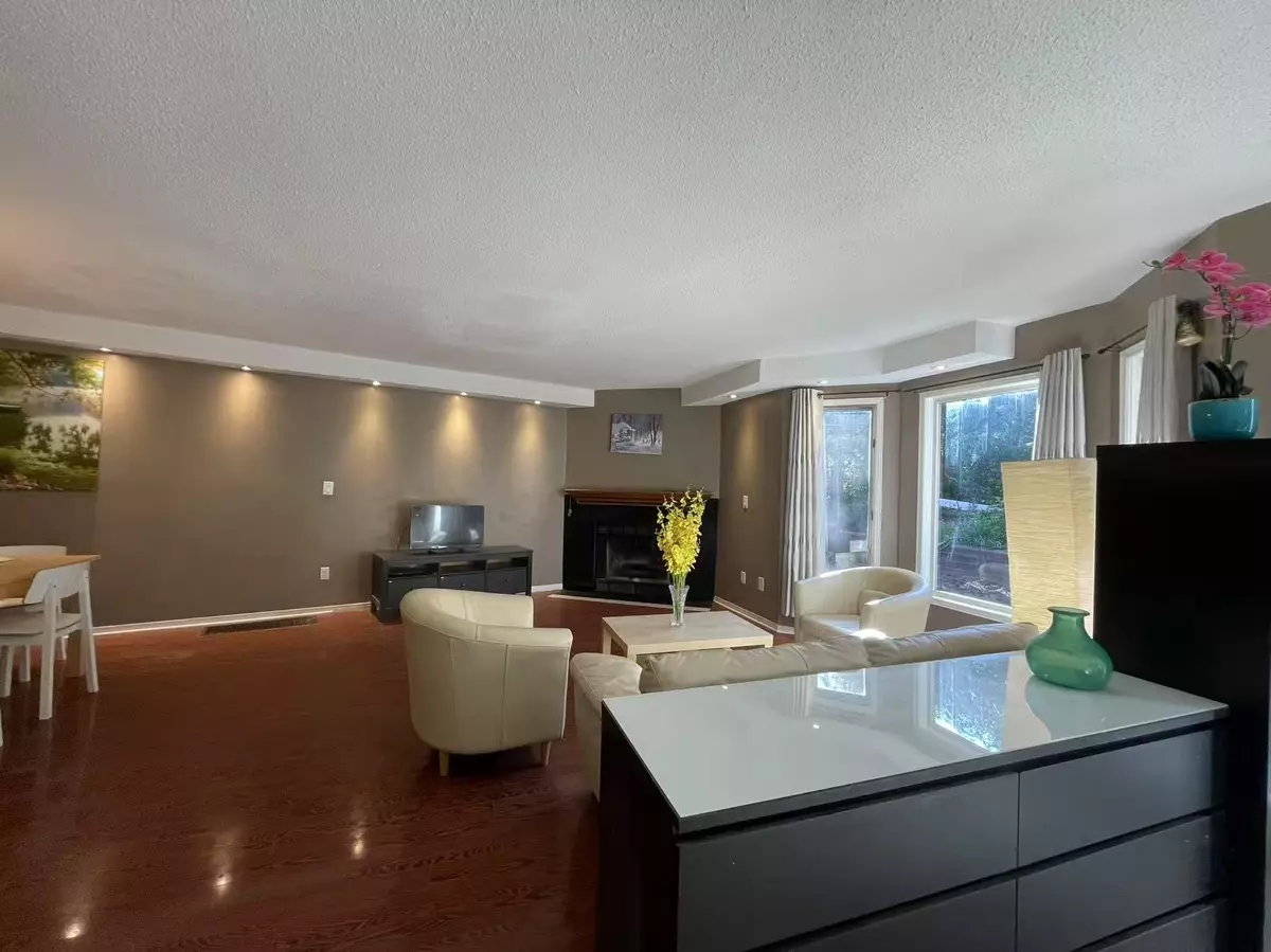 Oakville, ON L6J 7K7,2589 Addingham CRES