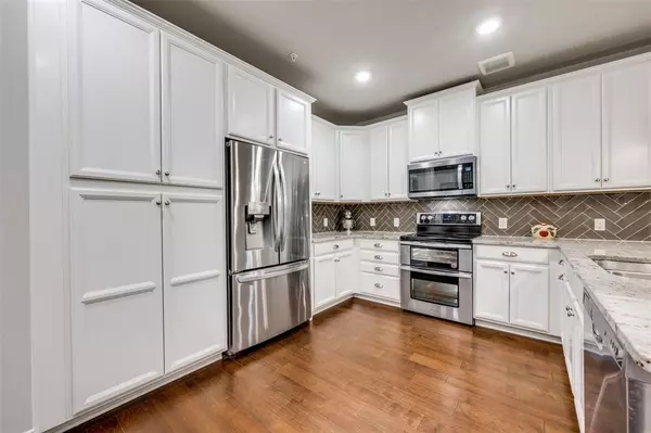 Farmers Branch, TX 75234,1735 Wittington Place #1207
