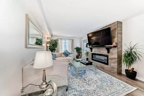 Calgary, AB T3G5T2,928 Arbour Lake RD NW #1202