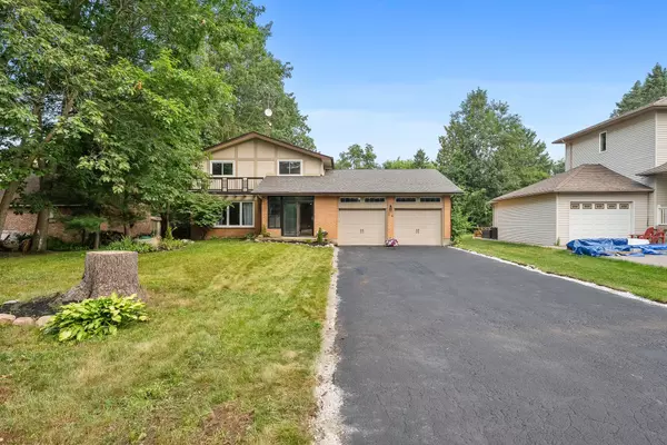 24 Philips RD, Whitby, ON L1M 1G7