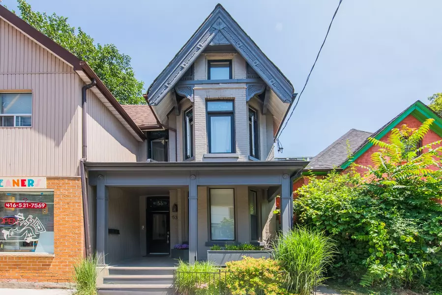 53 Lansdowne AVE, Toronto W01, ON M6K 2V7