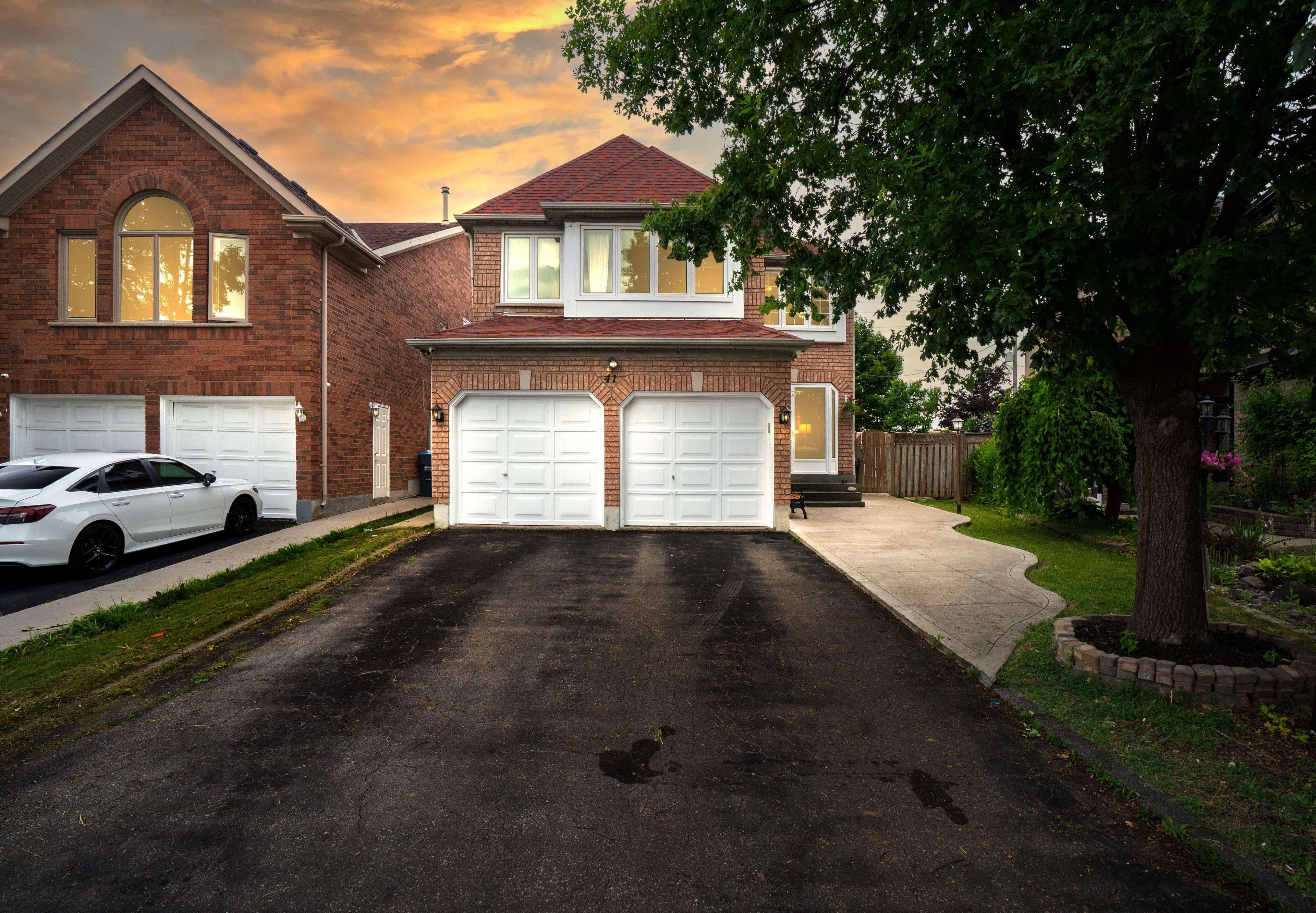 41 Rangeland RD, Brampton, ON L6R 1L2