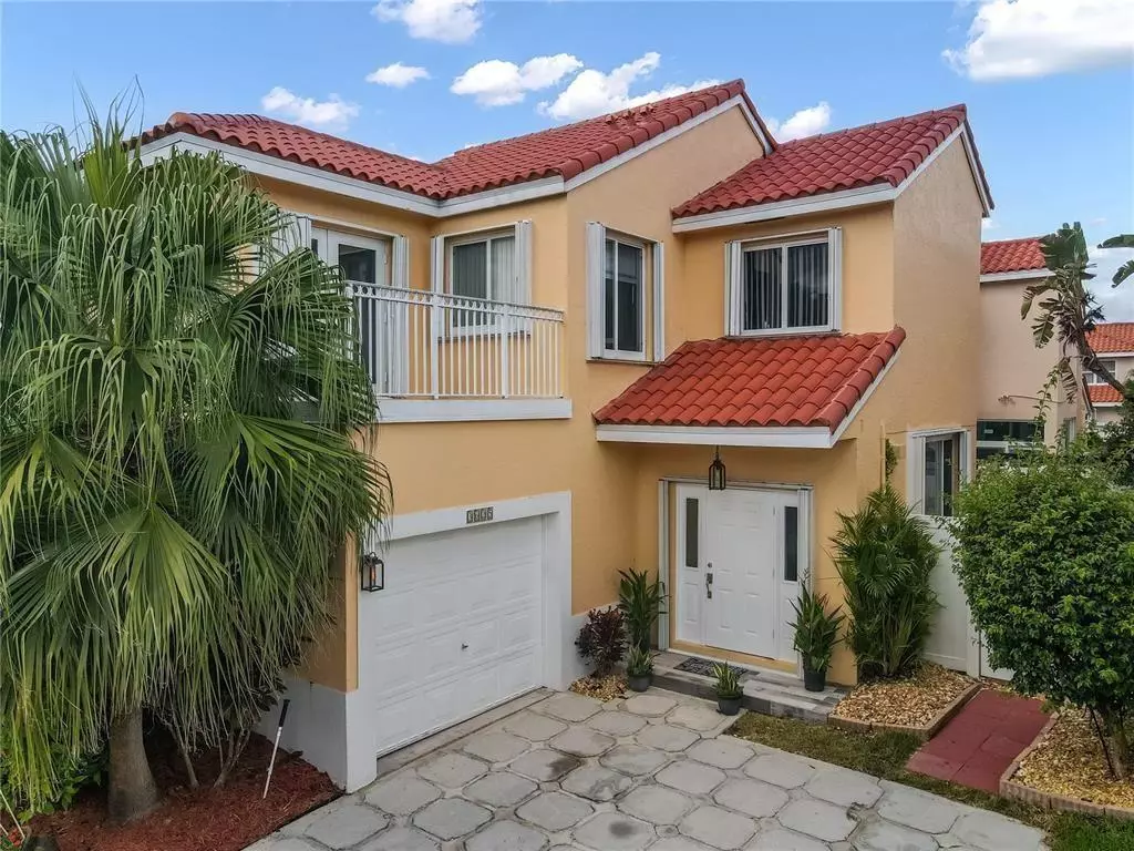 Hollywood, FL 33021,3625 Murano Dr