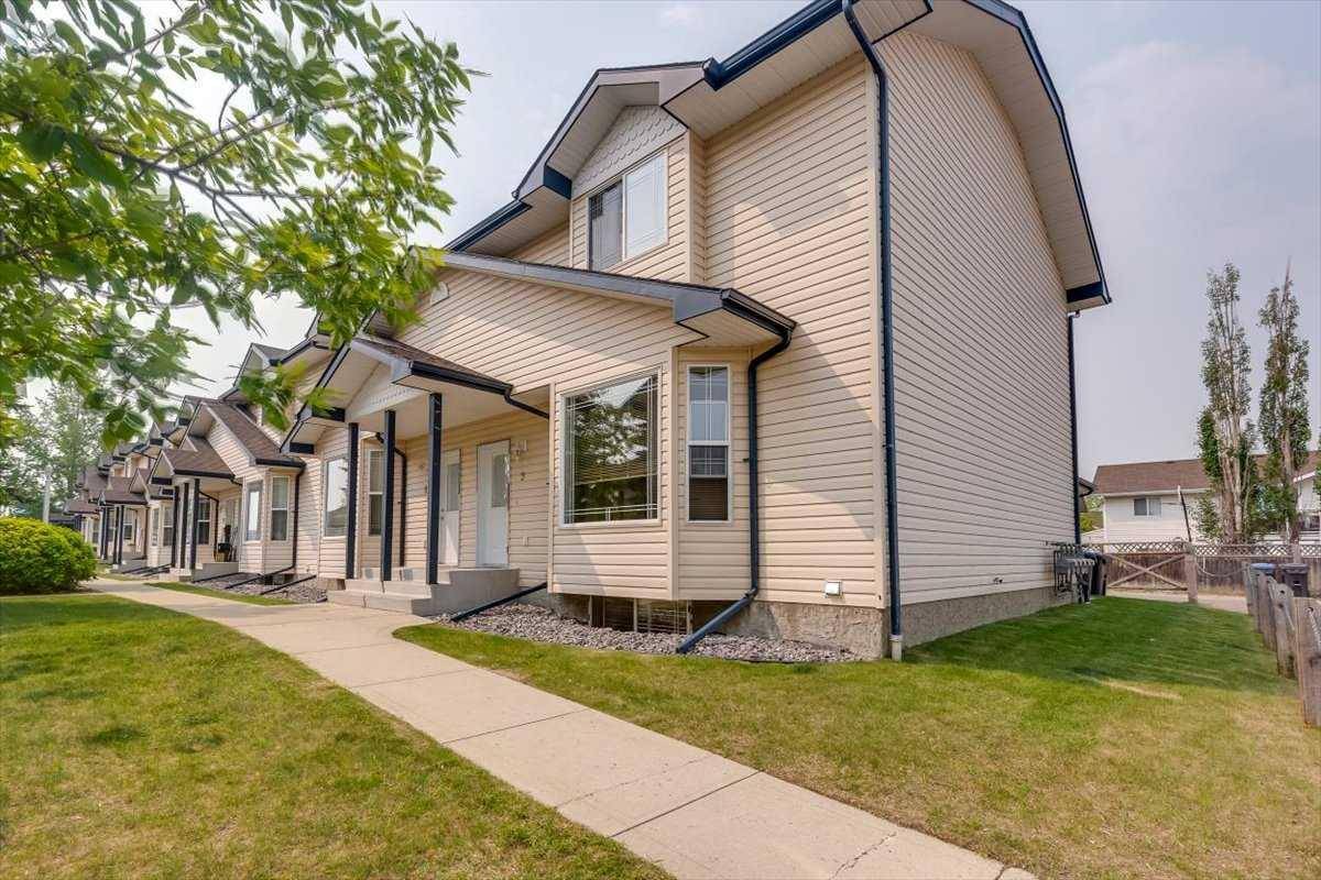 Sylvan Lake, AB T4S 2J2,2 Hinshaw DR #9