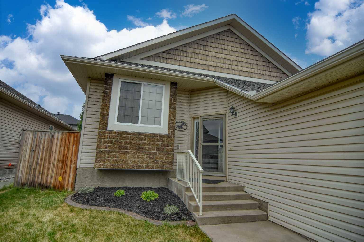 Strathmore, AB T1P1Y6,1151 Westmount DR