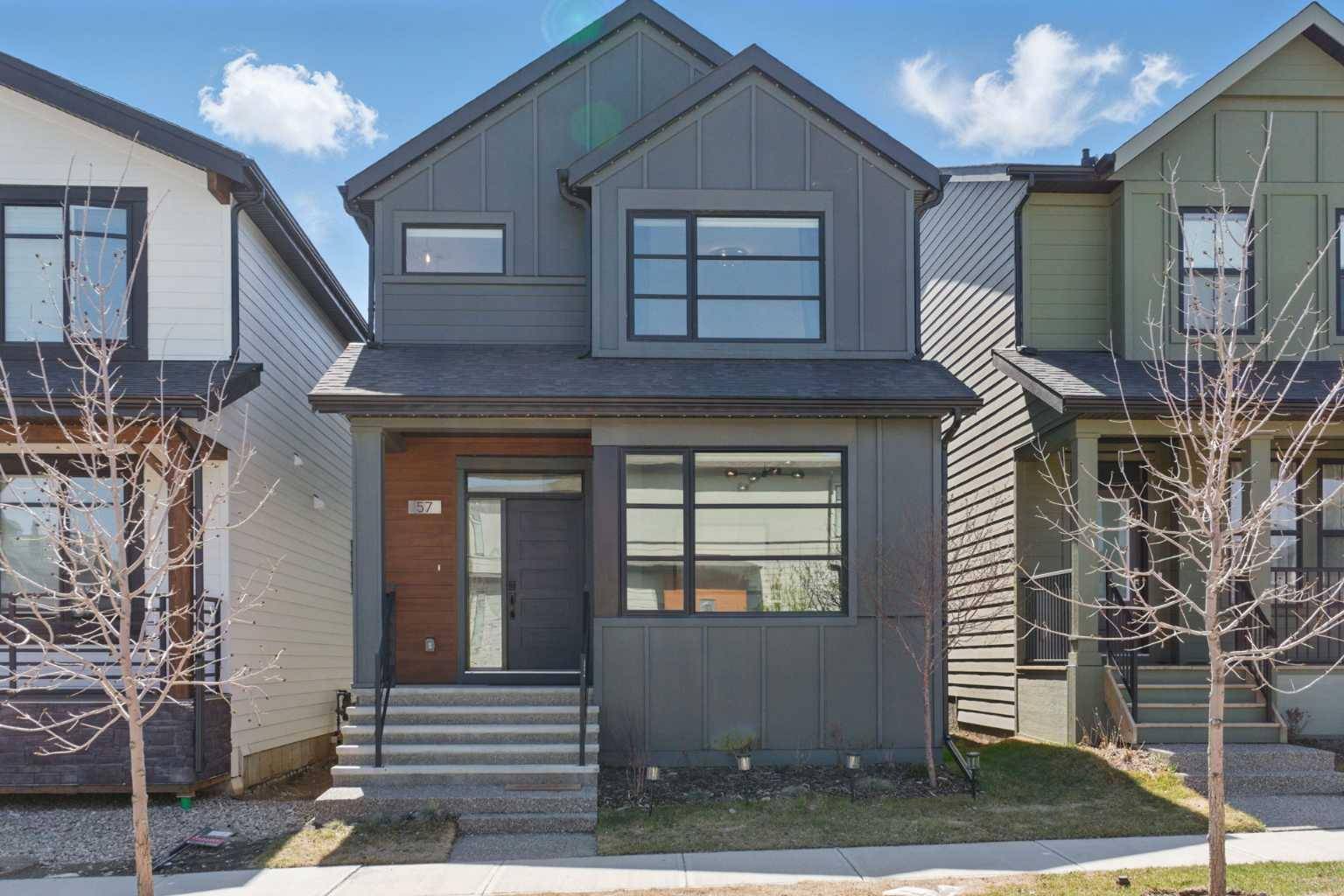 57 Treeline AVE SW, Calgary, AB T2Y 0R7