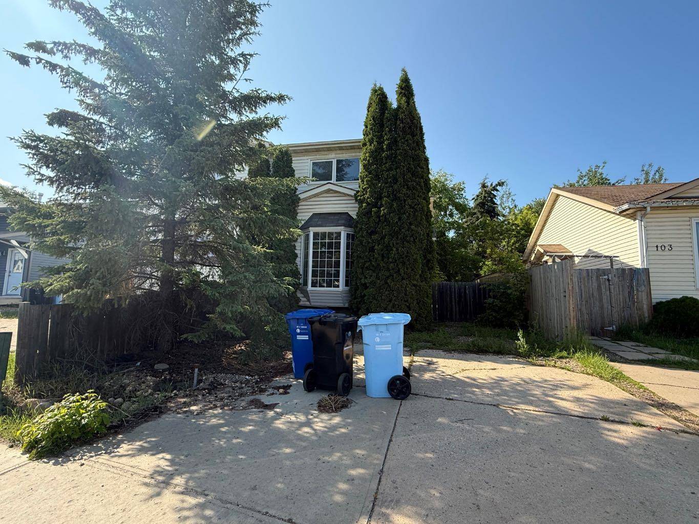 105 Windsor DR, Fort Mcmurray, AB T9H 4W9