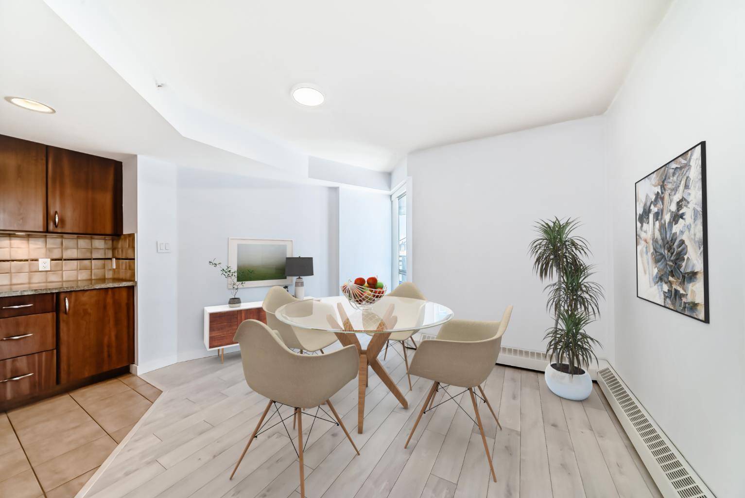 Calgary, AB T2P 5N3,1088 6 AVE Southwest #703