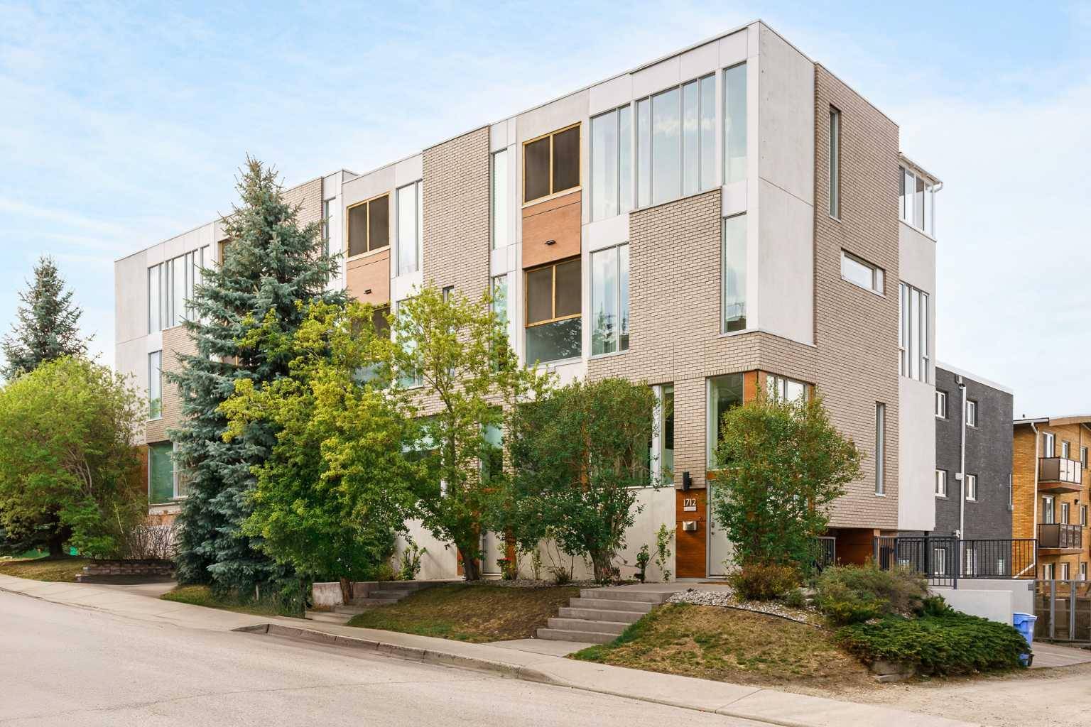 1712 19 AVE Southwest, Calgary, AB T2T 5N4